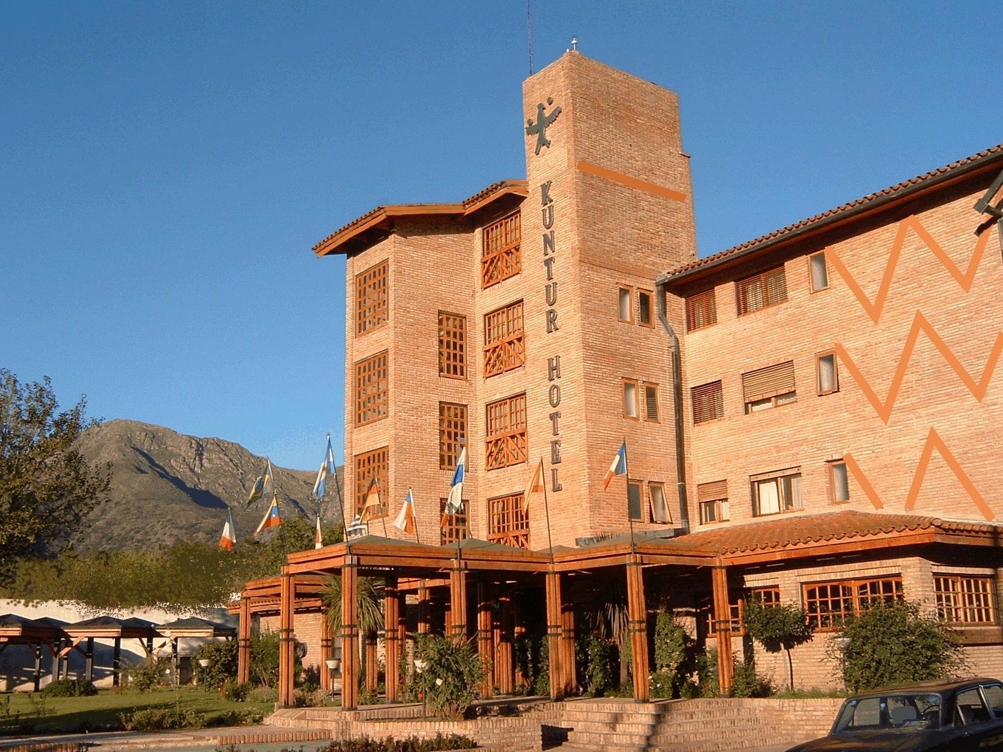 Kuntur Hotel Capilla del Monte Exterior photo