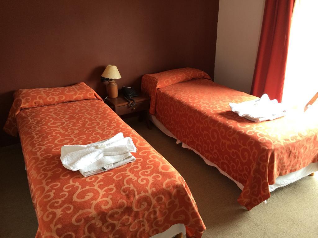 Kuntur Hotel Capilla del Monte Room photo